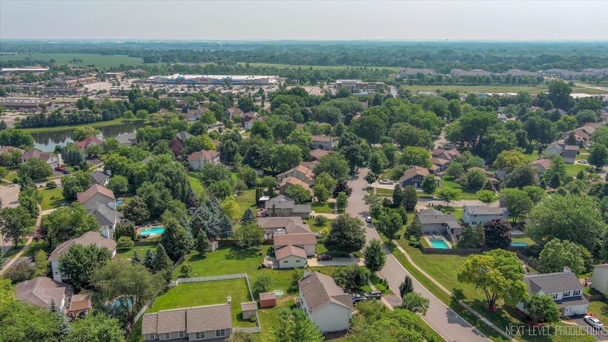 24106 W Pheasant Chase Drive, Plainfield, IL 60544