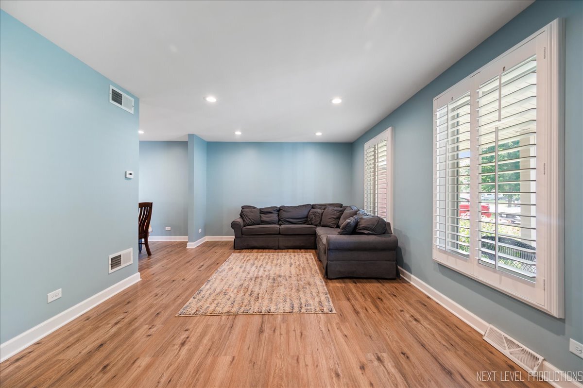 24106 W Pheasant Chase Drive, Plainfield, IL 60544