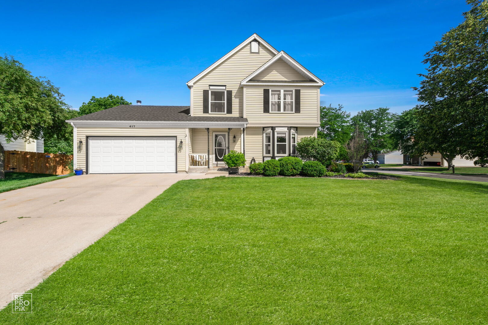 417 Chadsford Court, Carol Stream, IL 60188