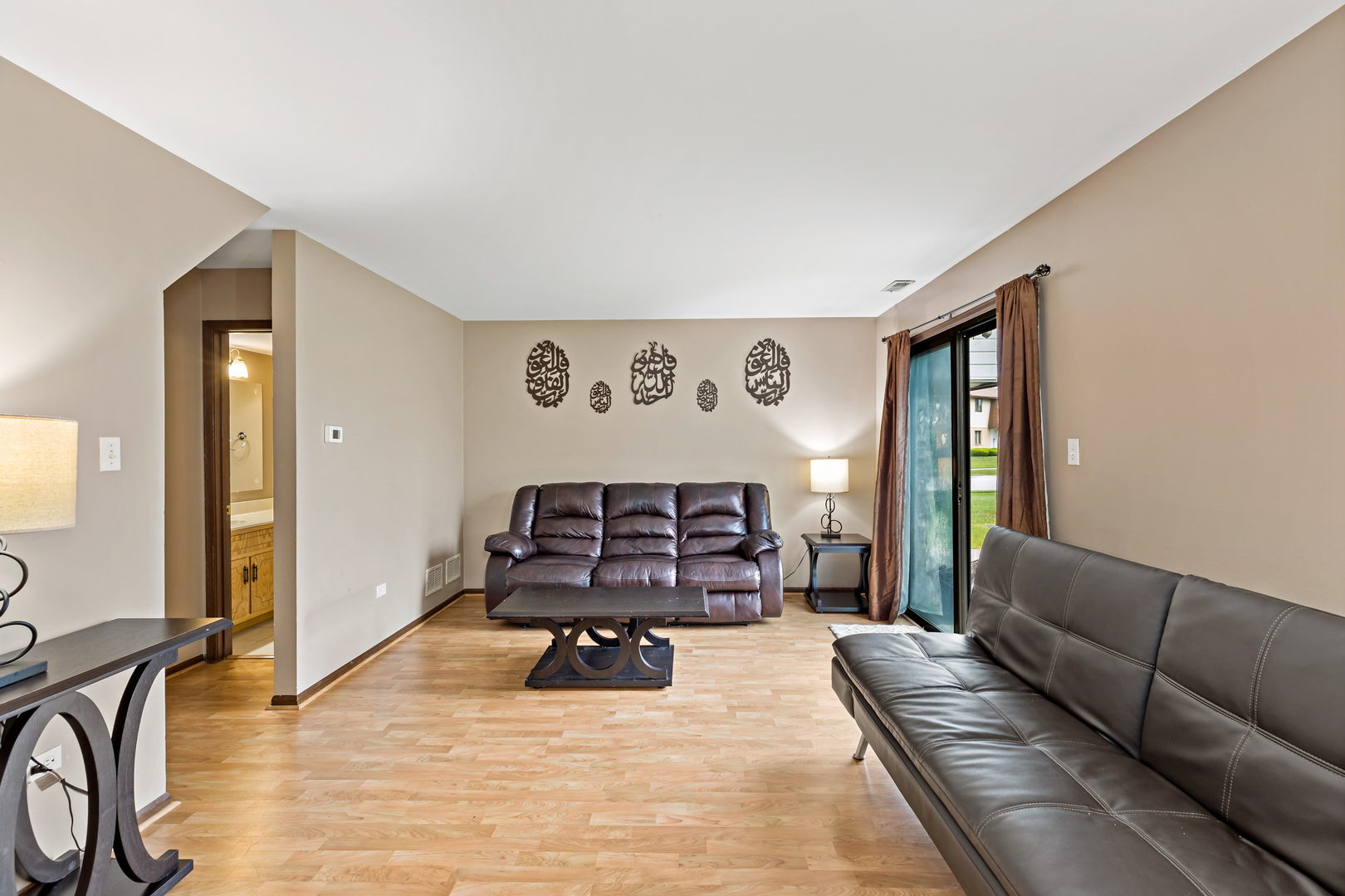 8517 STEVEN Place #4, Tinley Park, IL 60477