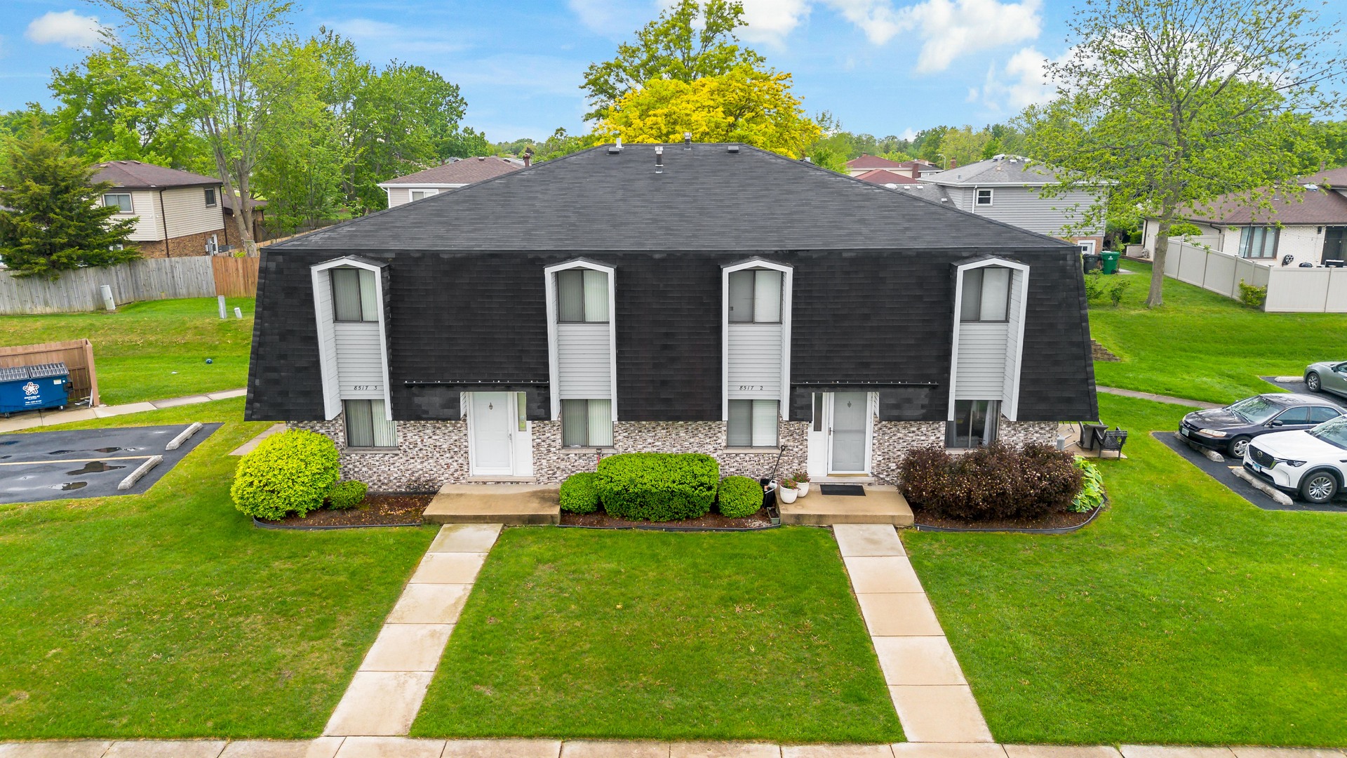 8517 STEVEN Place #4, Tinley Park, IL 60477