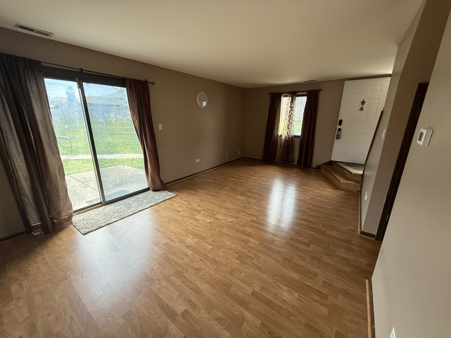 8517 STEVEN Place #4, Tinley Park, IL 60477