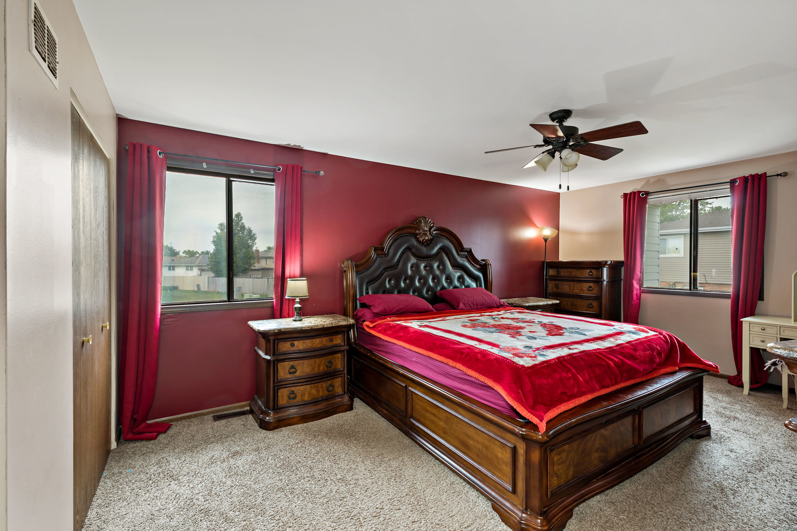 8517 STEVEN Place #4, Tinley Park, IL 60477
