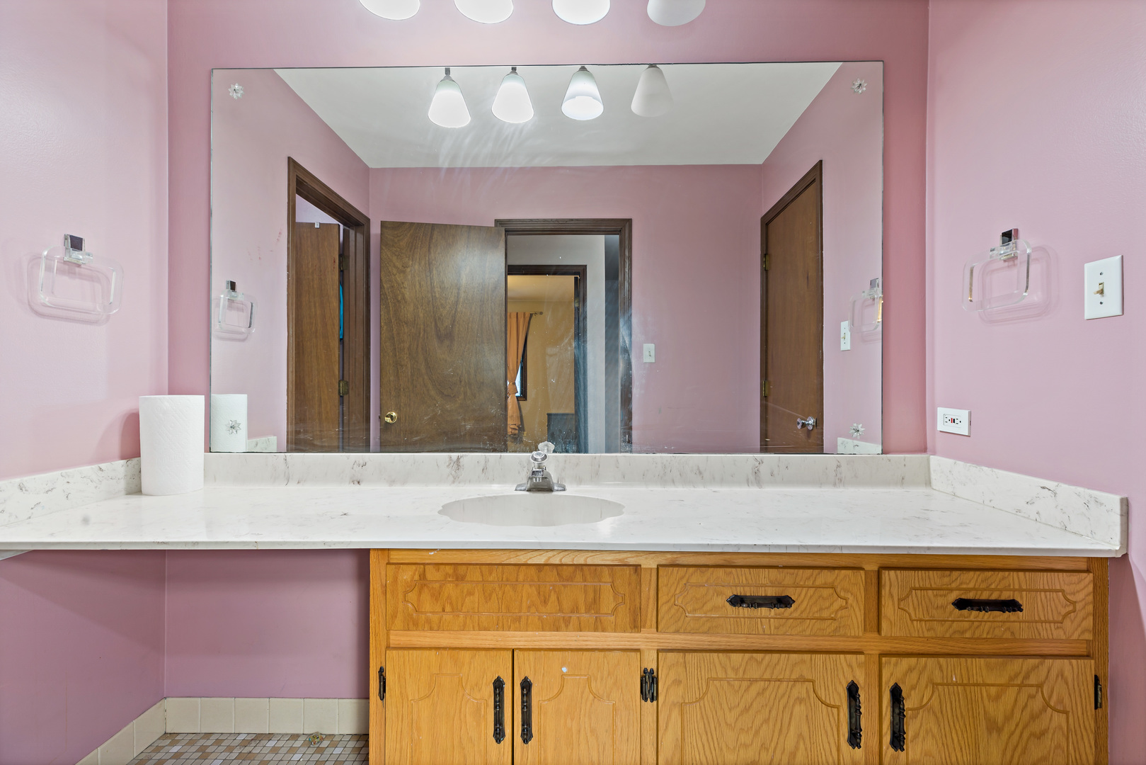8517 STEVEN Place #4, Tinley Park, IL 60477
