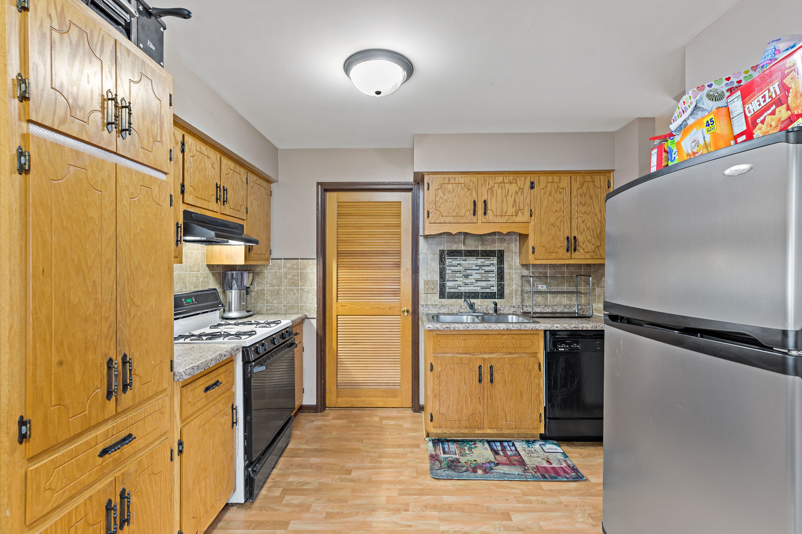 8517 STEVEN Place #4, Tinley Park, IL 60477