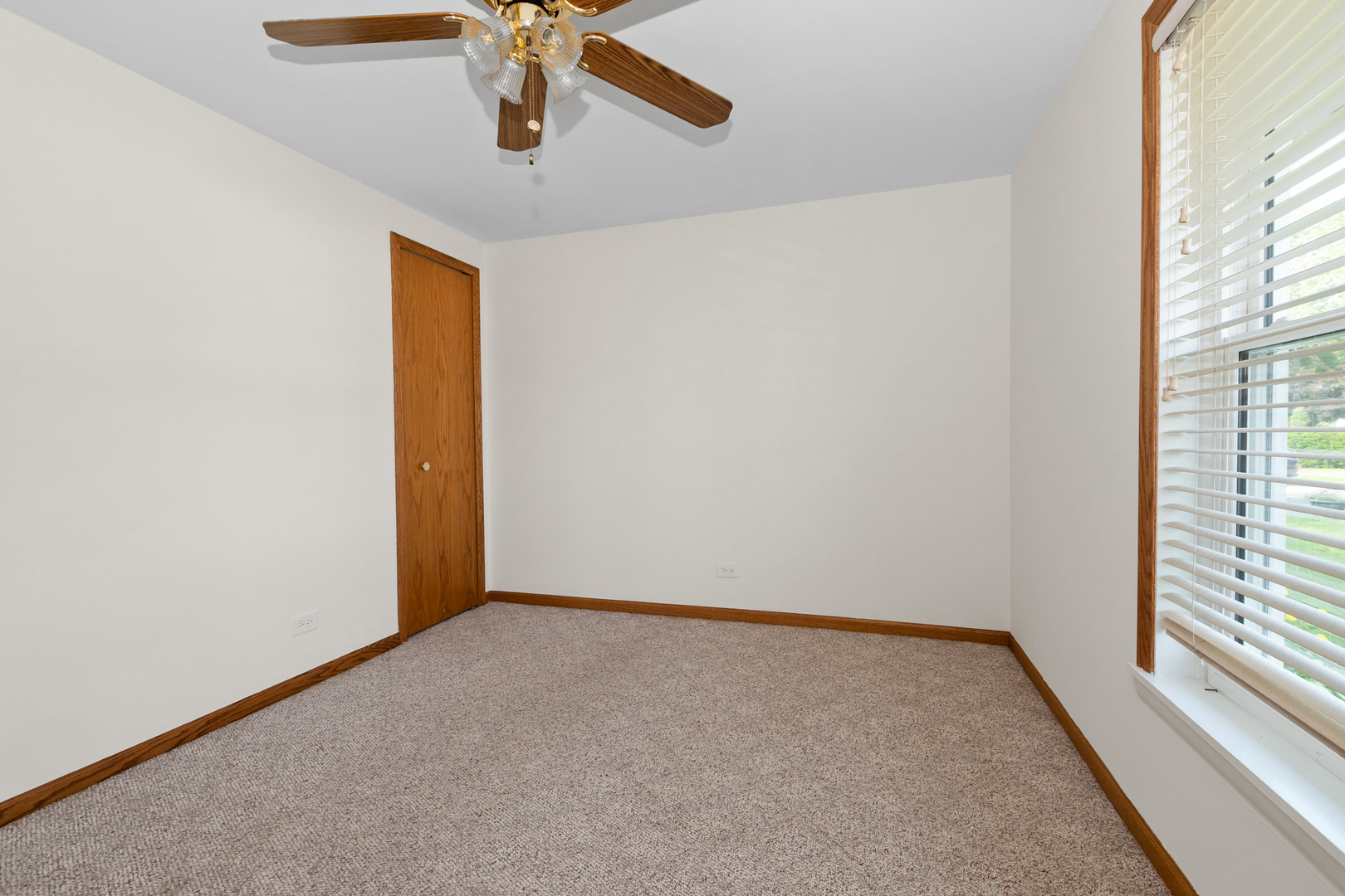 8928 S Ryan Road, Hometown, IL 60456