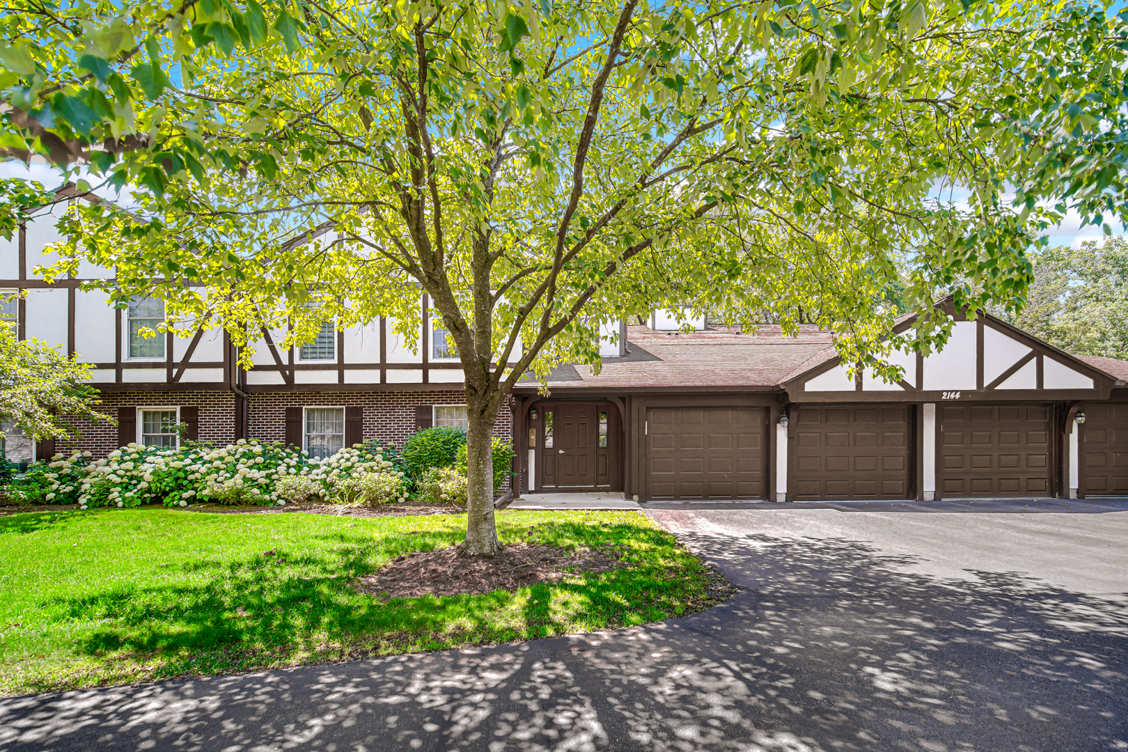 2144 Berkley Court #101C, Naperville, IL 60565