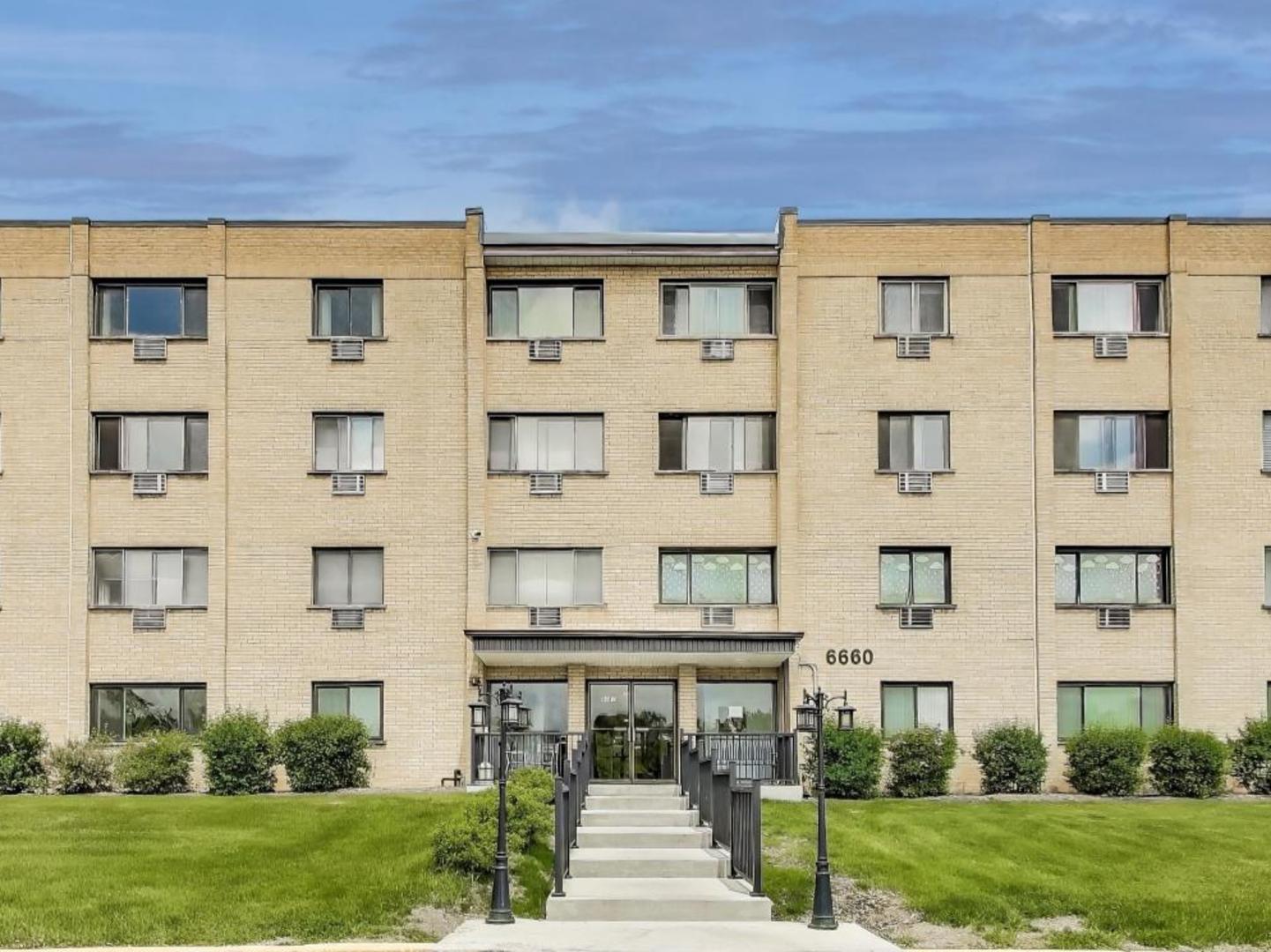 6660 S Brainard Avenue #103, Countryside, IL 60525