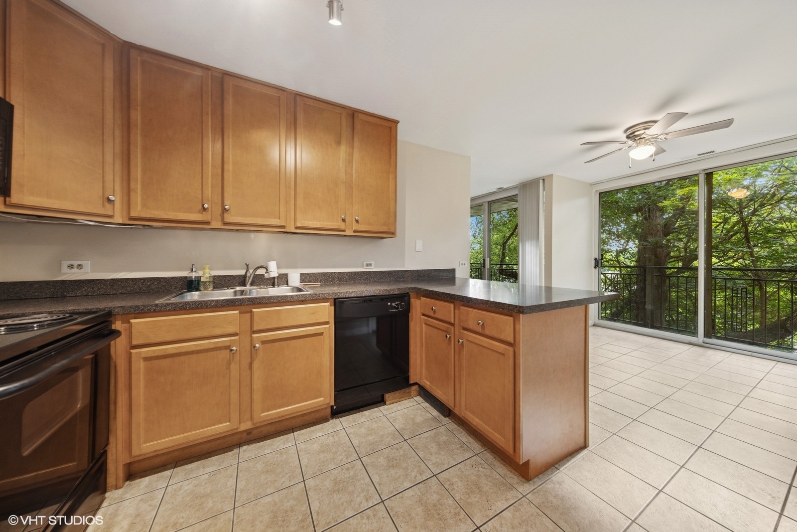5900 Forest View Road #2A, Lisle, IL 60532