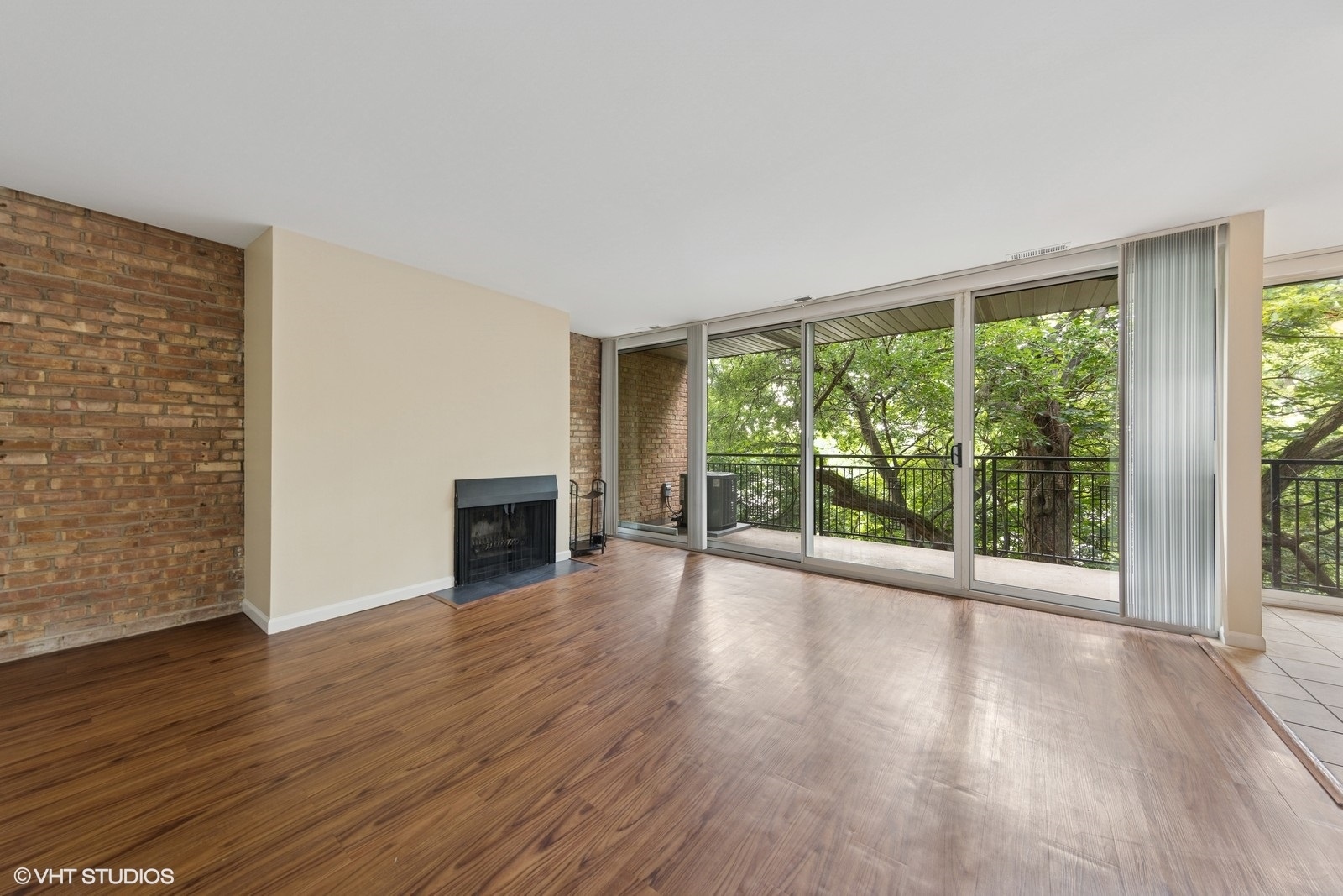 5900 Forest View Road #2A, Lisle, IL 60532