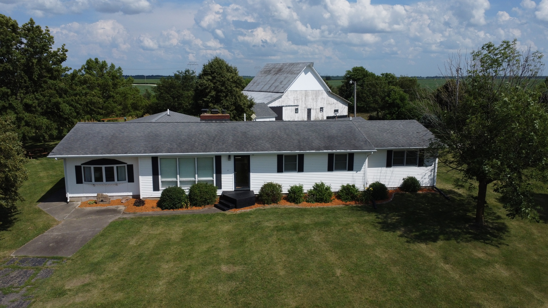 1606 N US Highway 45, Gilman, IL 60938
