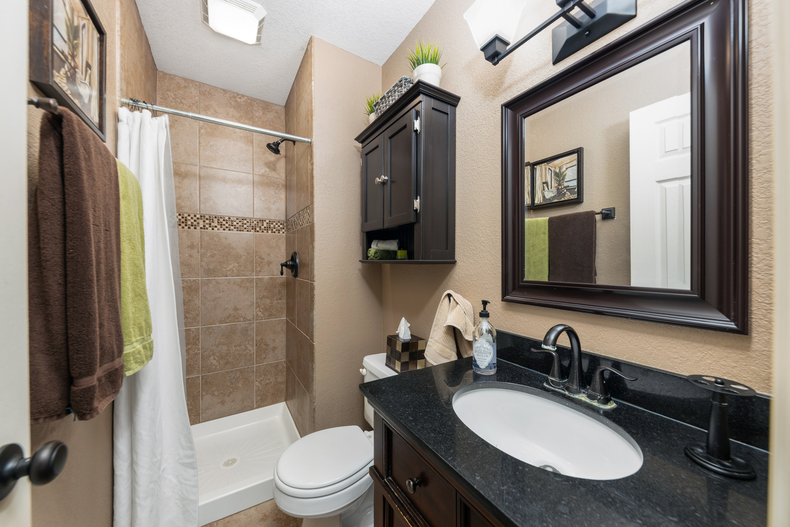 26W430 Natalie Court, Carol Stream, IL 60188