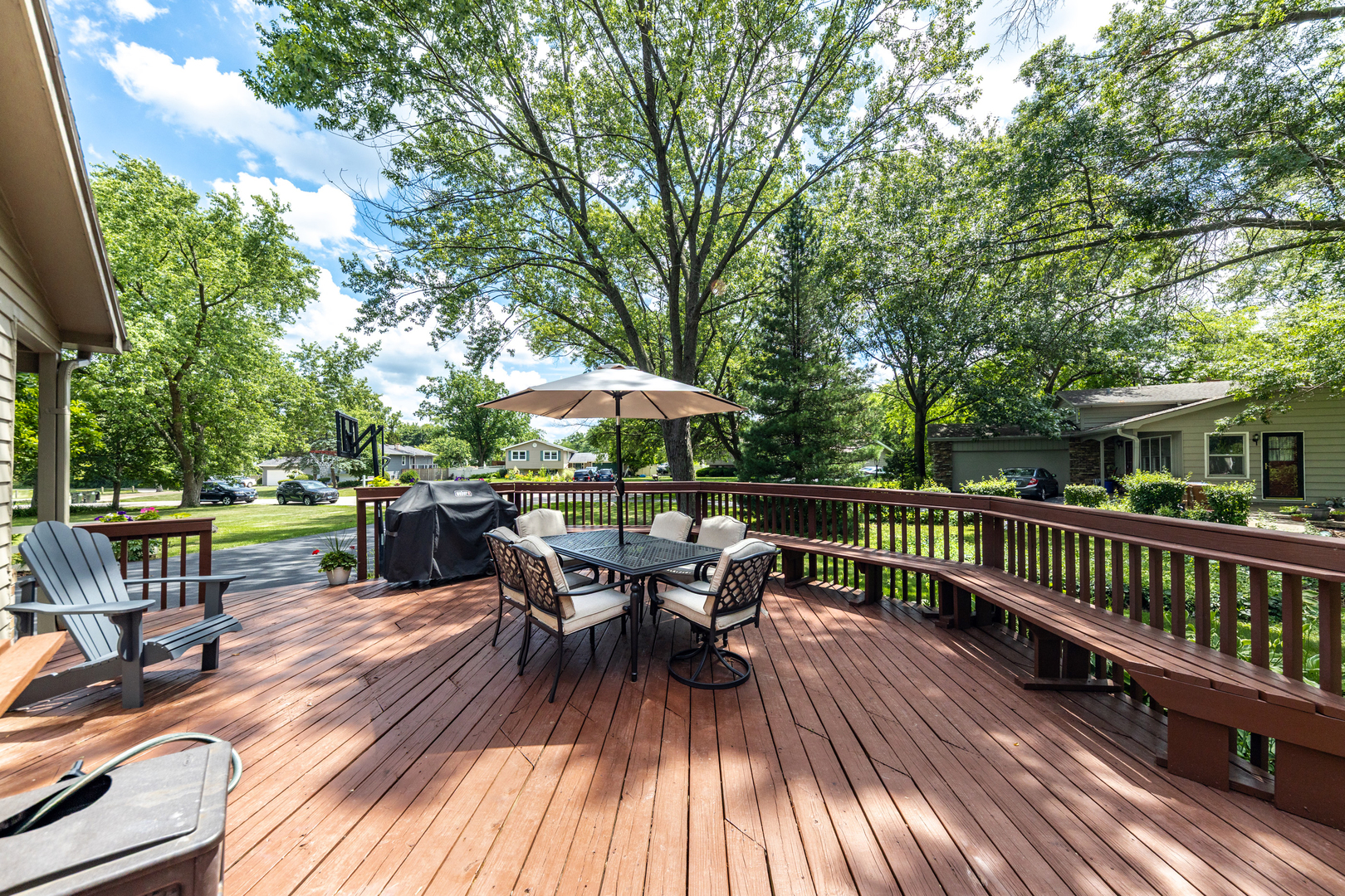 26W430 Natalie Court, Carol Stream, IL 60188