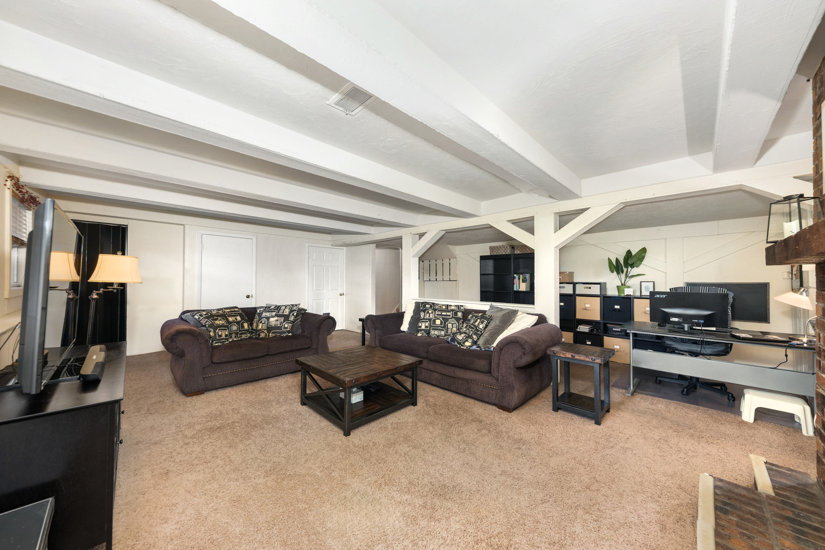 26W430 Natalie Court, Carol Stream, IL 60188