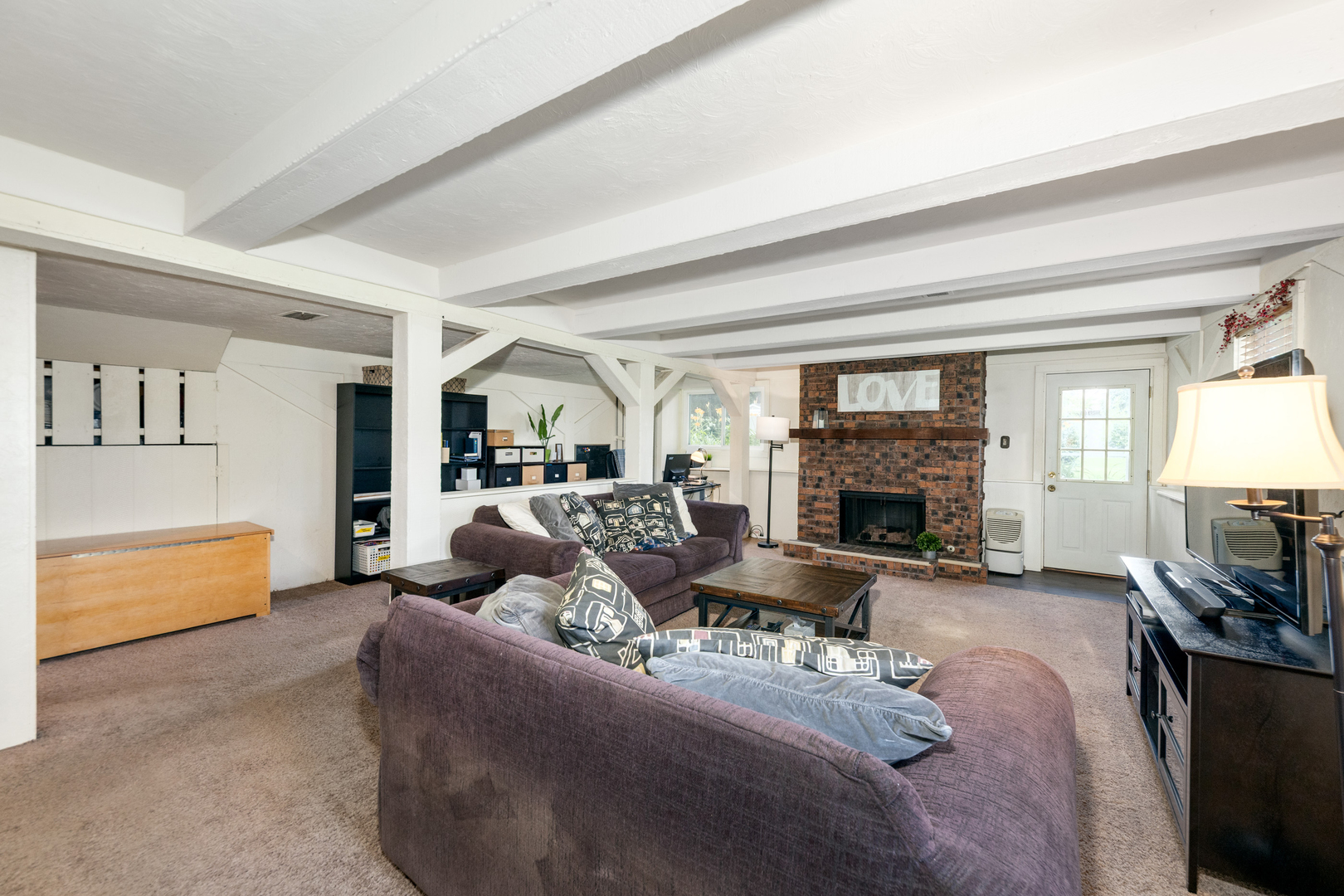 26W430 Natalie Court, Carol Stream, IL 60188
