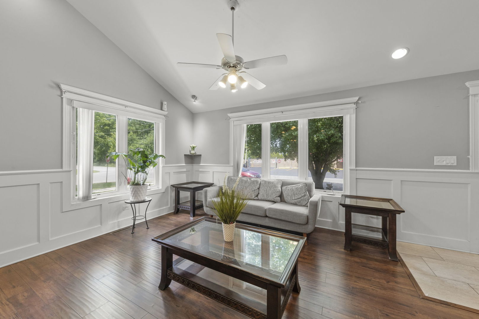 14301 S California Avenue, Posen, IL 60469
