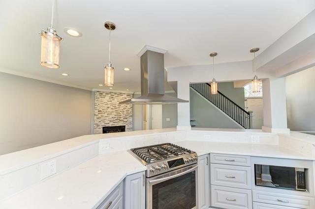 2716 Burton Drive, Westchester, IL 60154