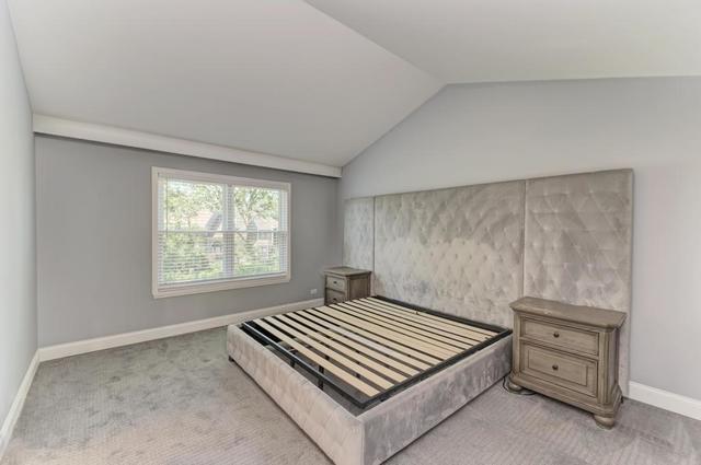 2716 Burton Drive, Westchester, IL 60154