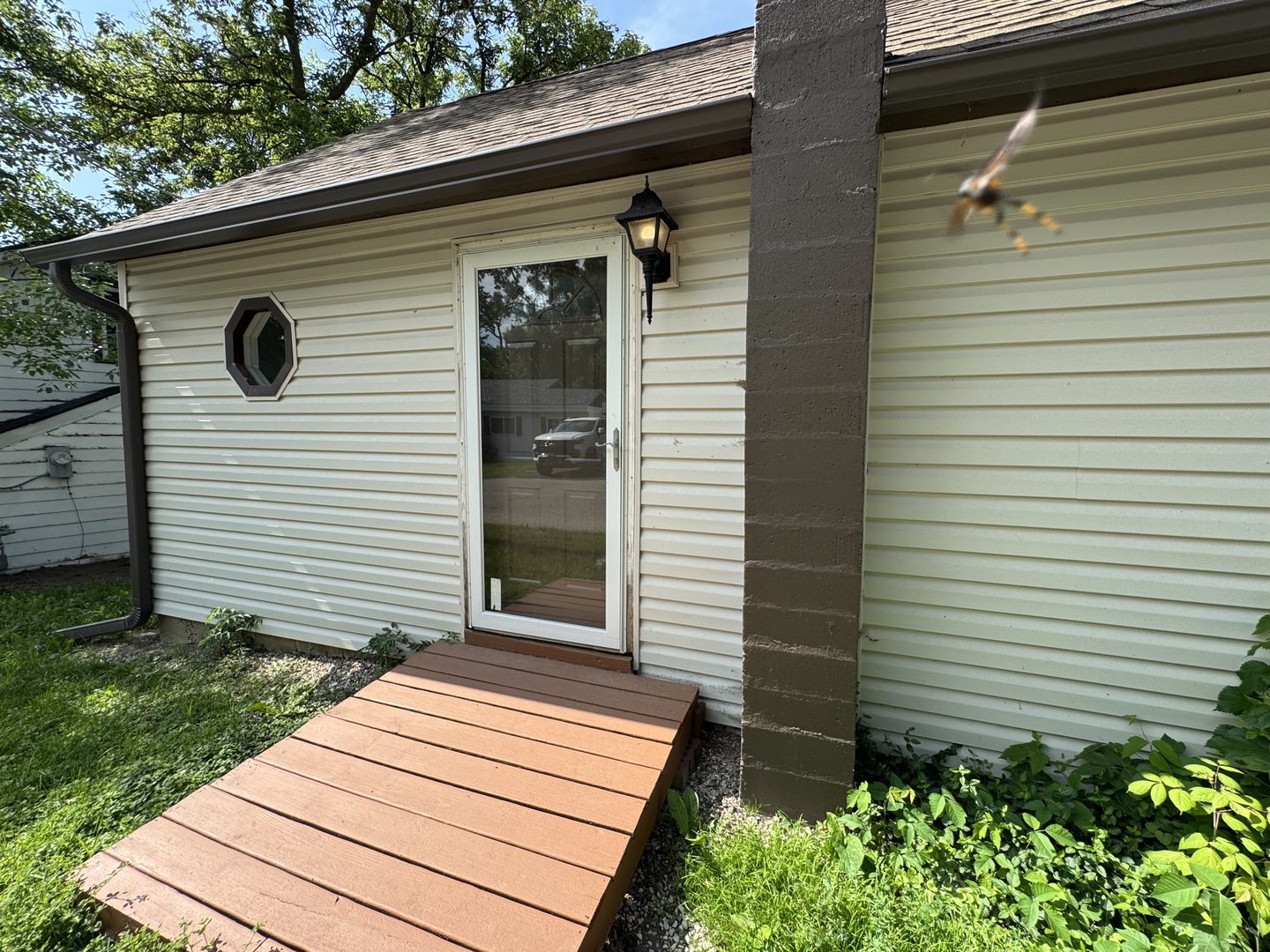 42309 N Woodbine Avenue, Antioch, IL 60002