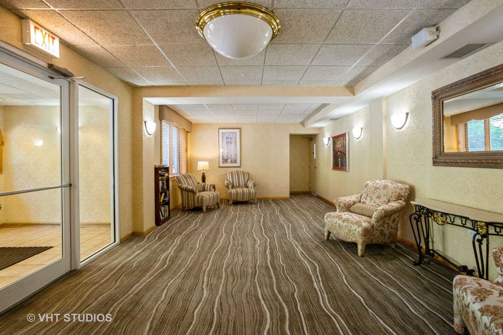 10 S WILLE Street #603, Mount Prospect, IL 60056