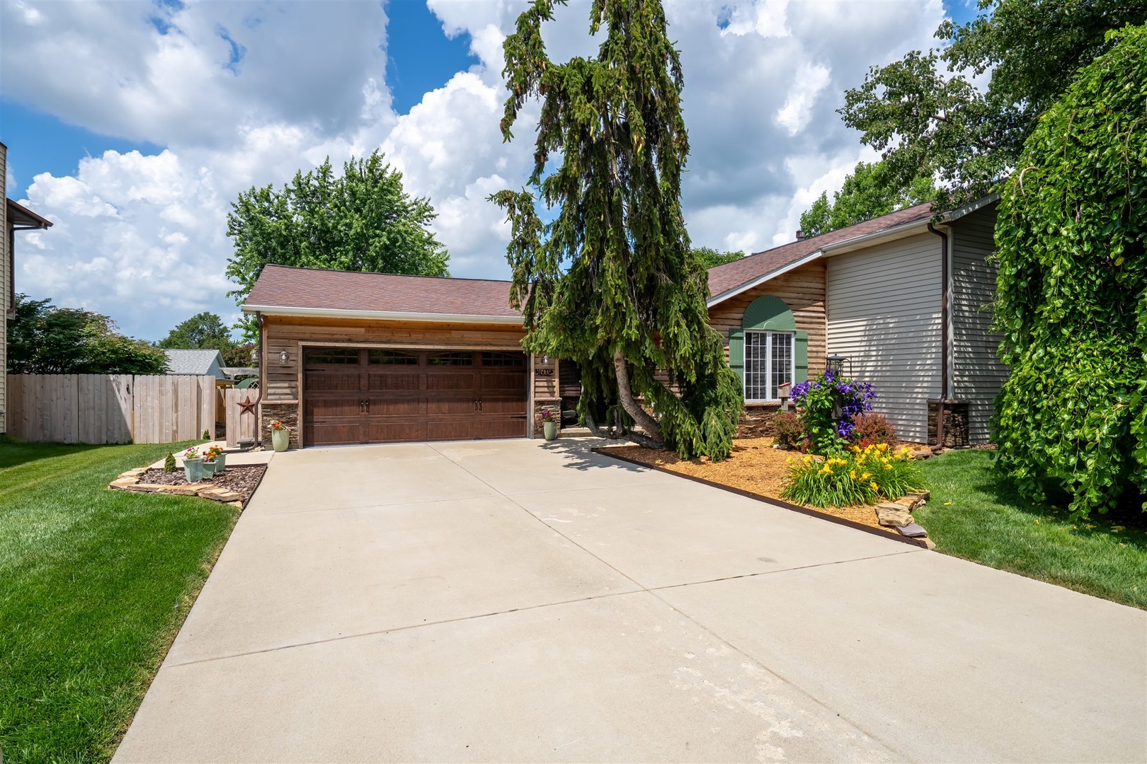 1603 Bensington Court, Normal, IL 61761
