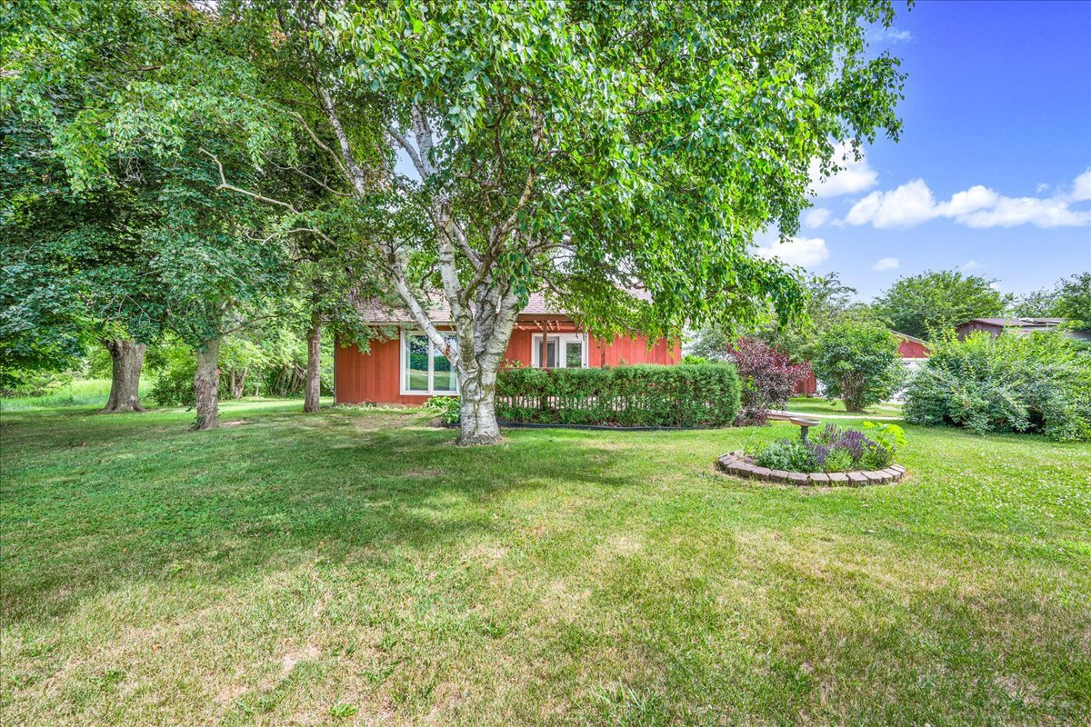 2644 E Northtown Road, Towanda, IL 61776