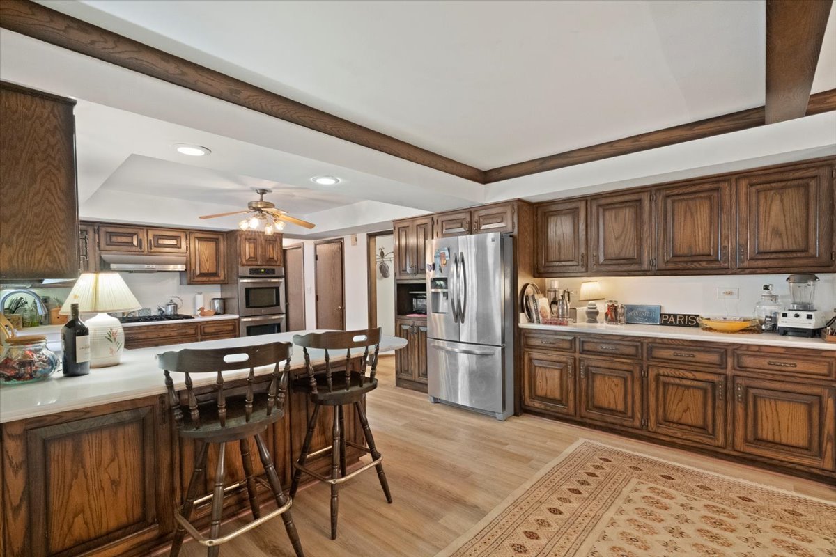 28442 W Main Street, Barrington, IL 60010