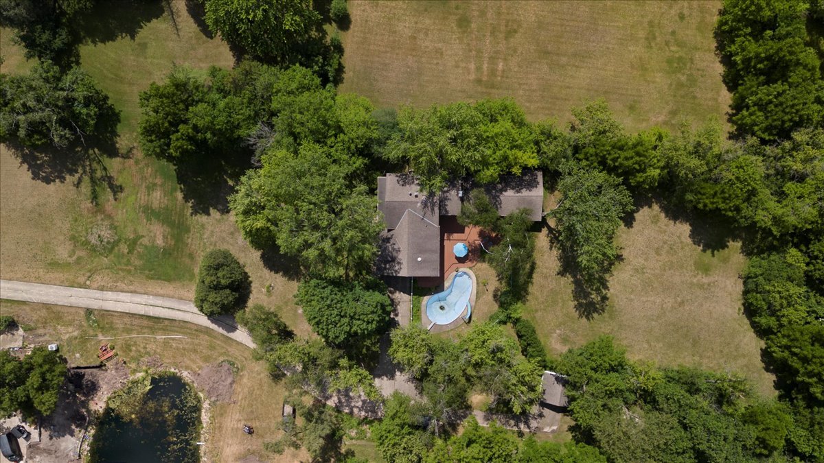 28442 W Main Street, Barrington, IL 60010