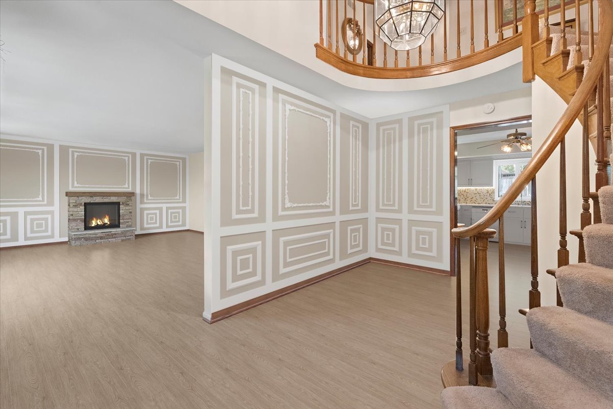 28442 W Main Street, Barrington, IL 60010