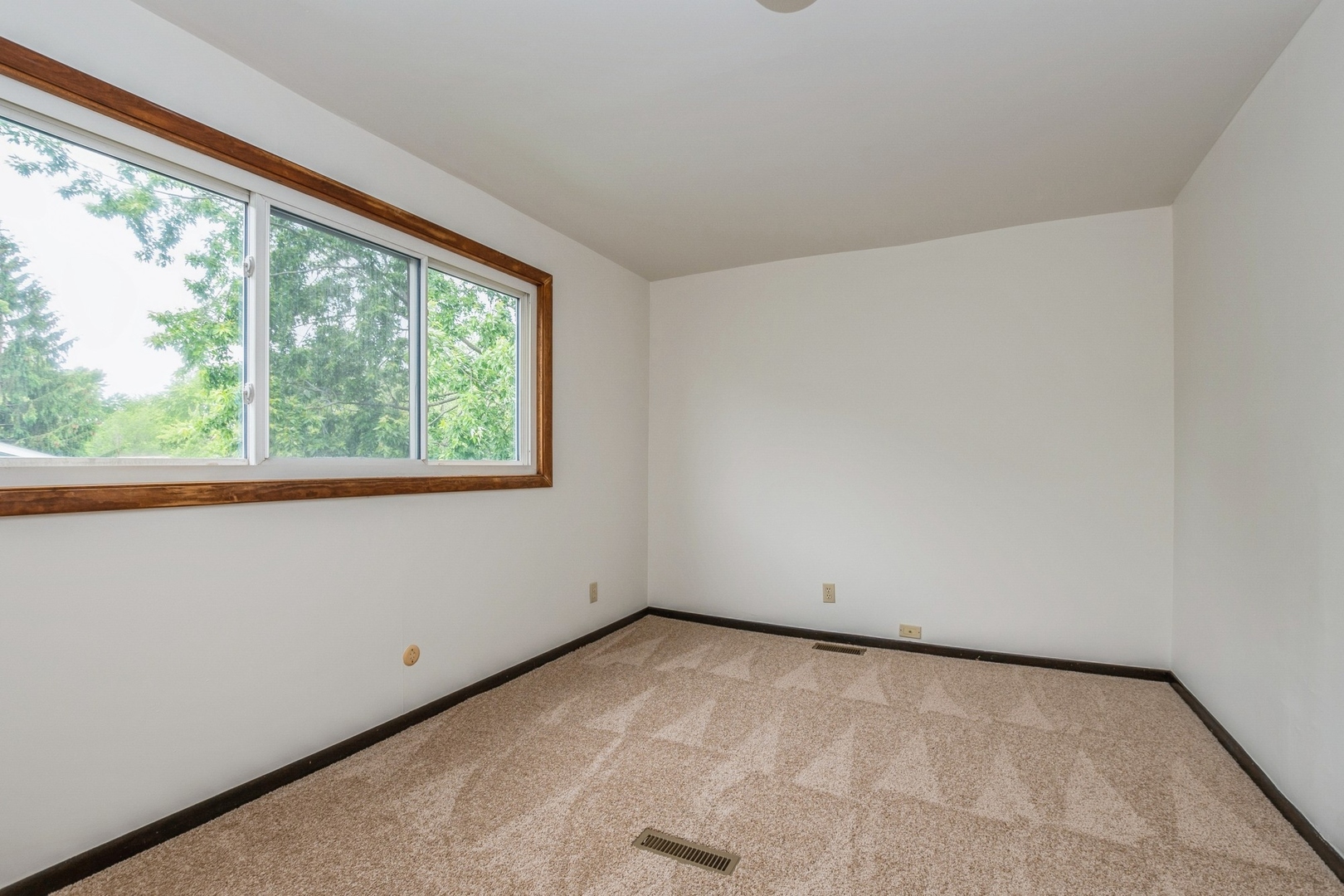 159 Blackberry Drive, Bolingbrook, IL 60440