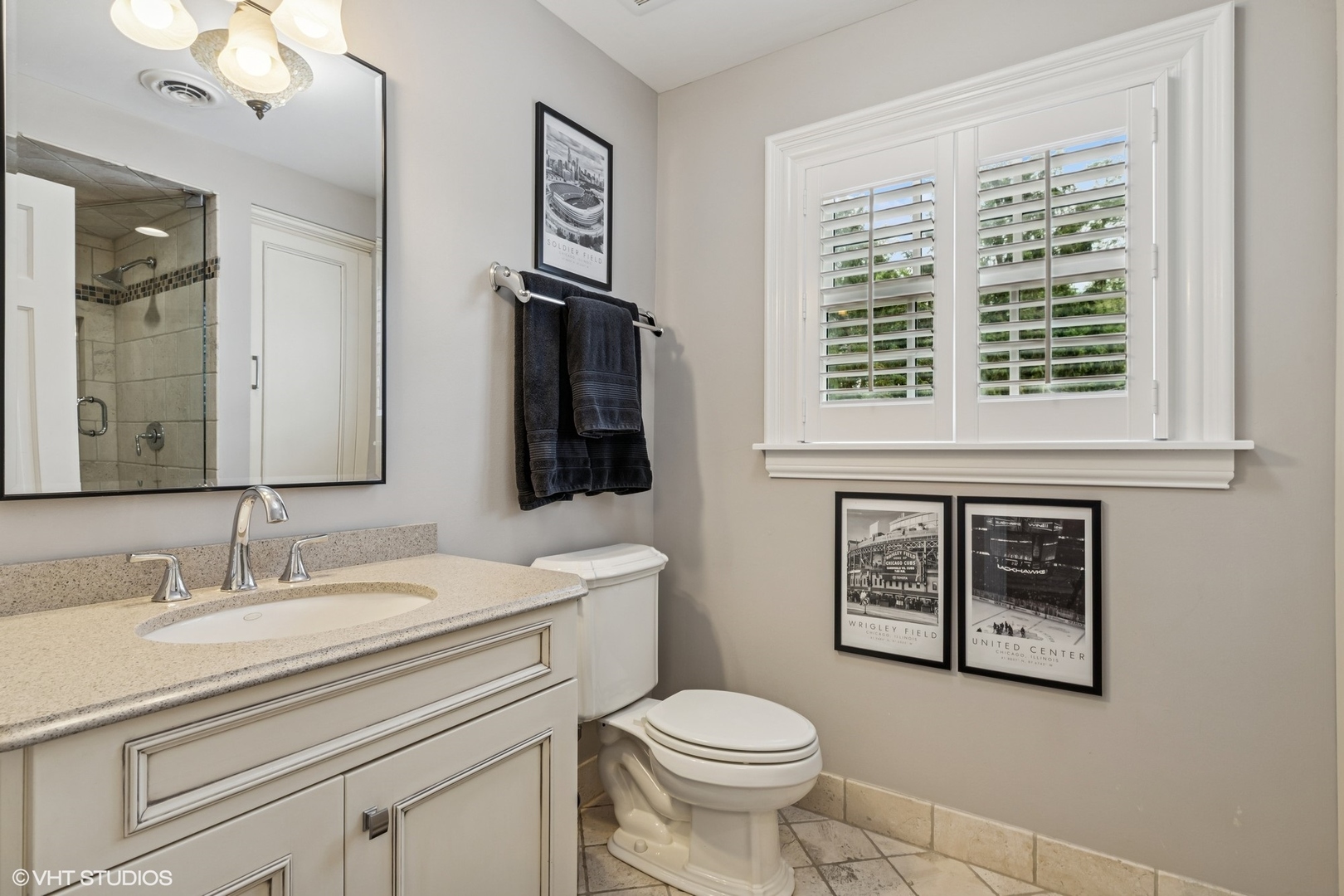 423 S Beverly Lane, Arlington Heights, IL 60005