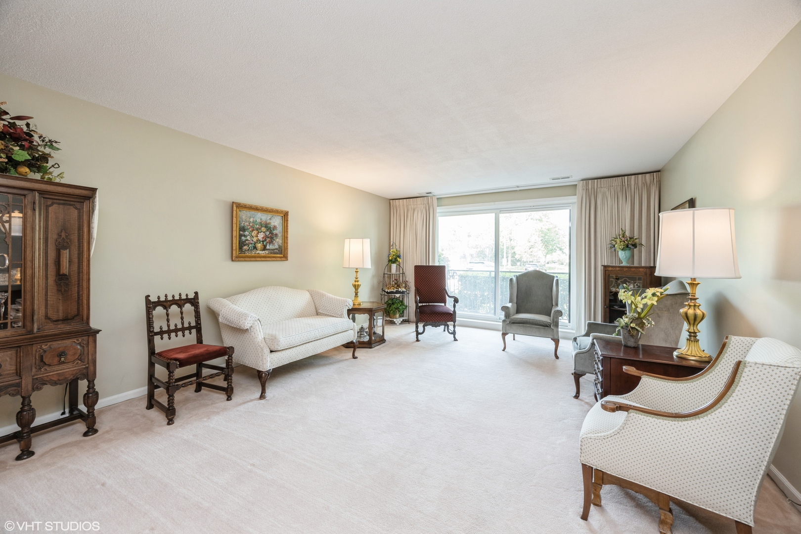 601 Lake Hinsdale Drive #104, Willowbrook, IL 60527