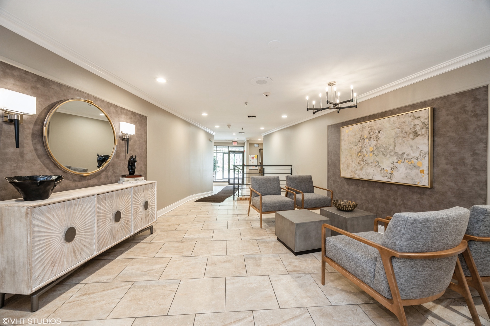 601 Lake Hinsdale Drive #104, Willowbrook, IL 60527