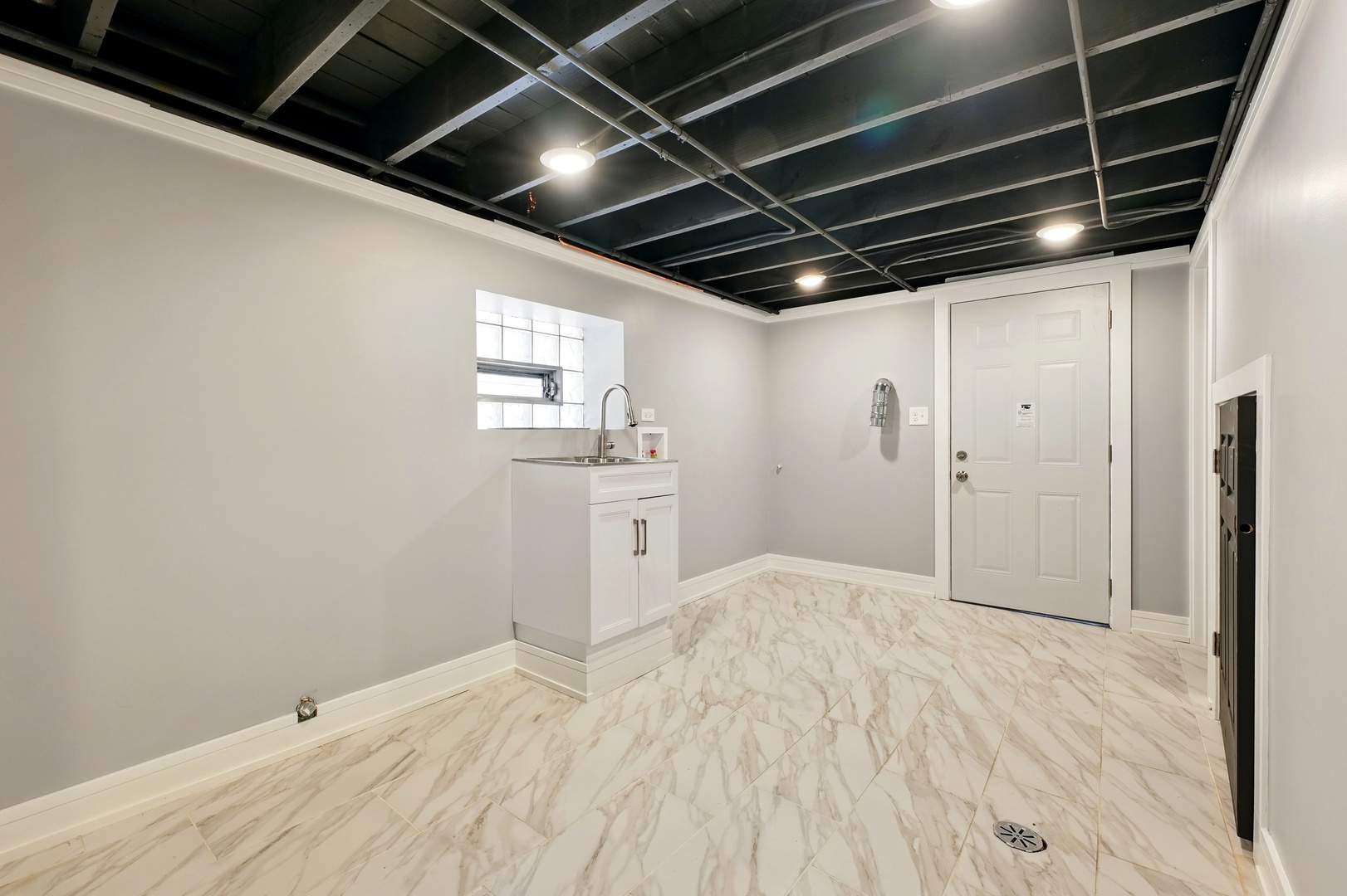 8342 S Green Street, Chicago, IL 60620