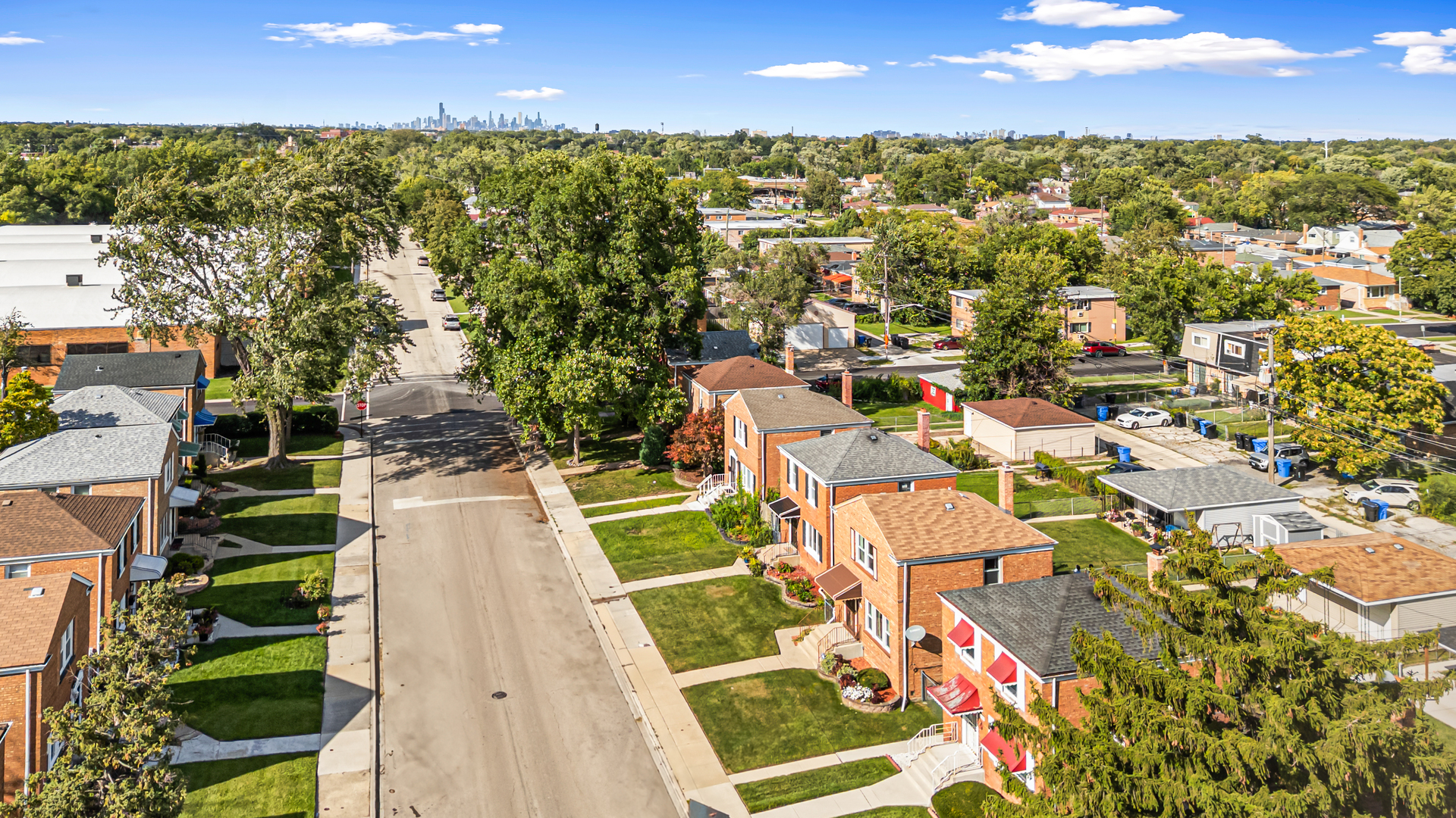 9215 S Green Street, Chicago, IL 60620
