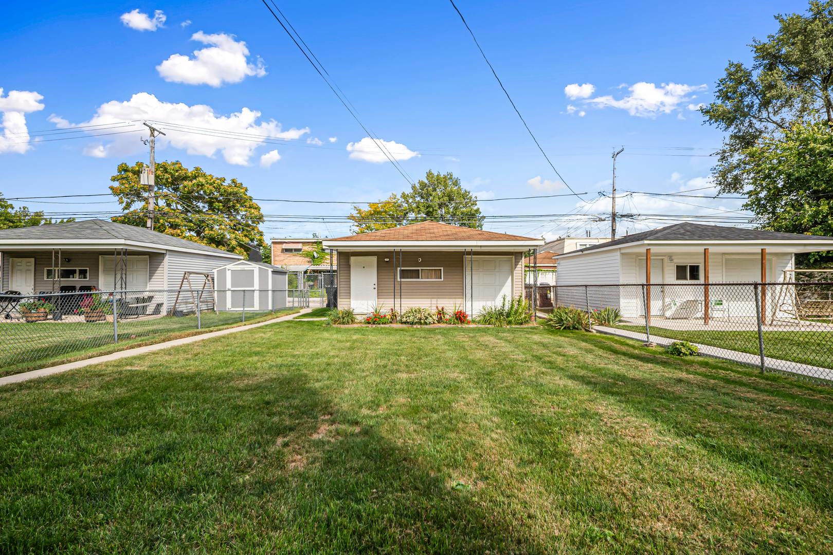 9215 S Green Street, Chicago, IL 60620