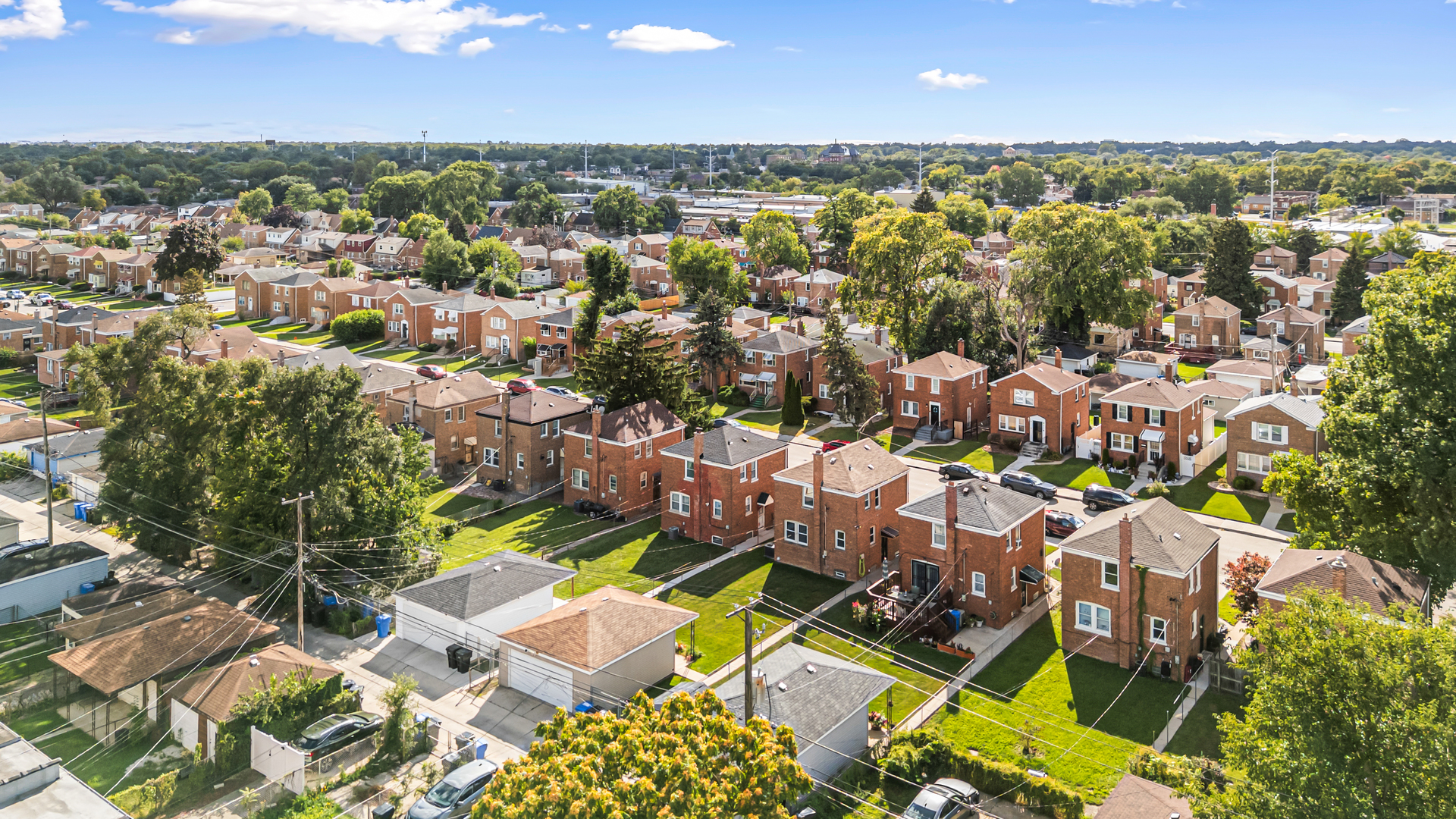 9215 S Green Street, Chicago, IL 60620