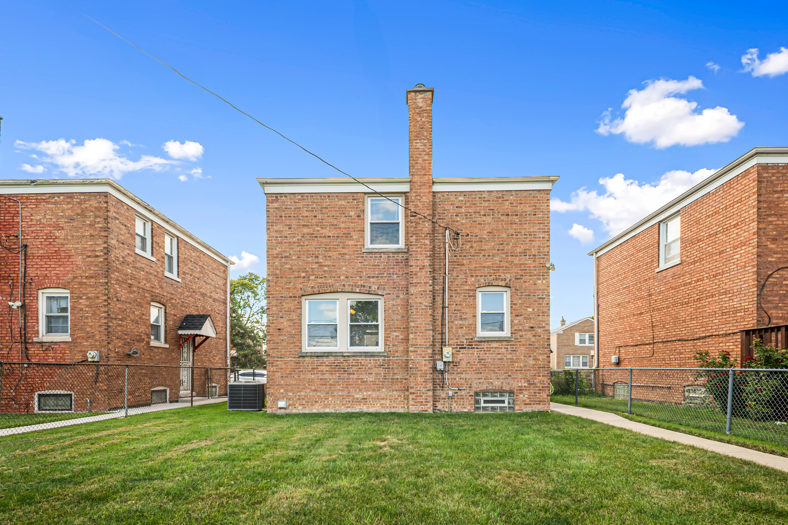 9215 S Green Street, Chicago, IL 60620