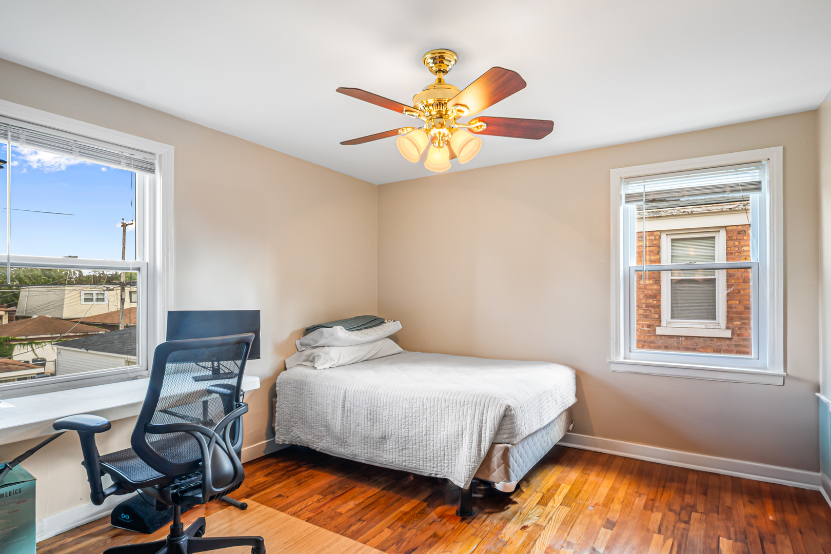9215 S Green Street, Chicago, IL 60620