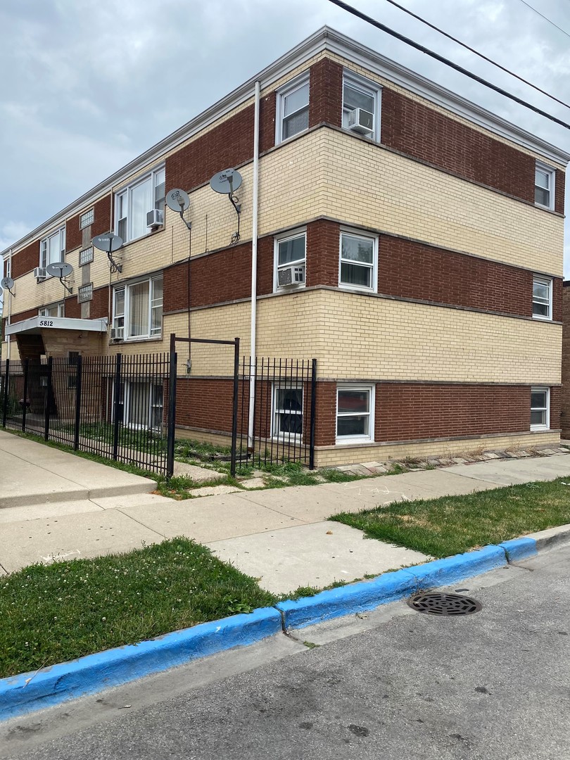 5812 W 16th Street #2N, Cicero, IL 60804