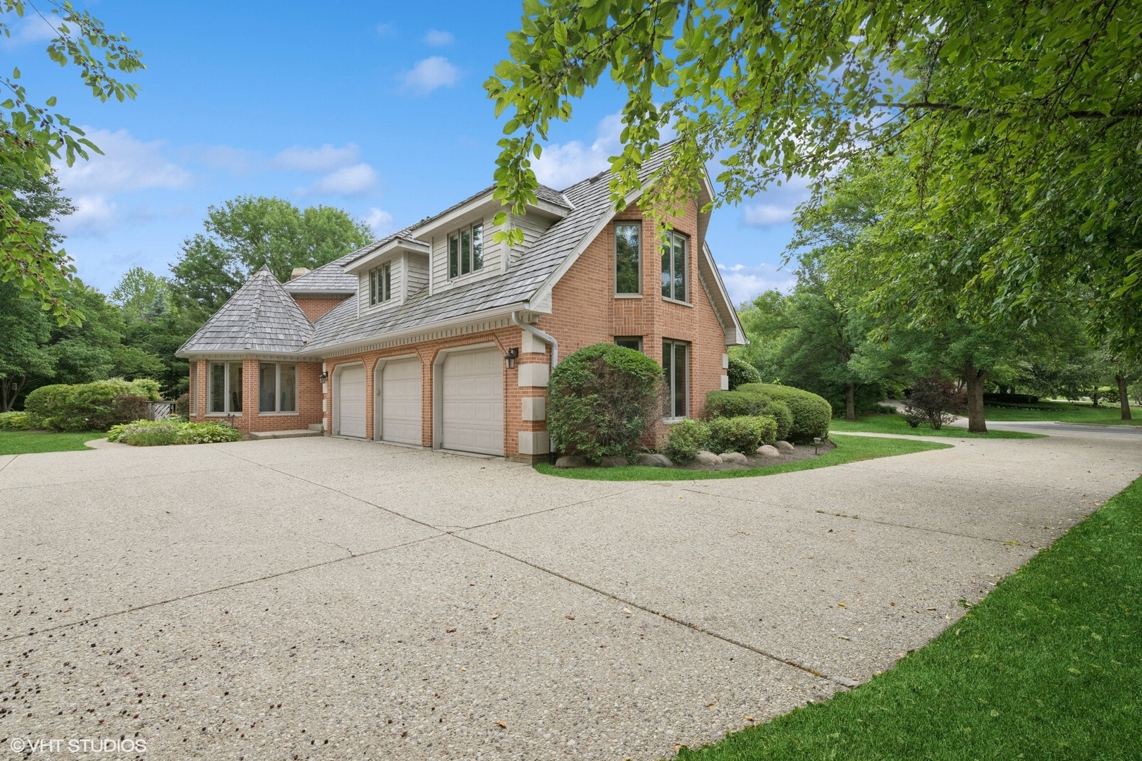 4498 Hamelton Court, Long Grove, IL 60047