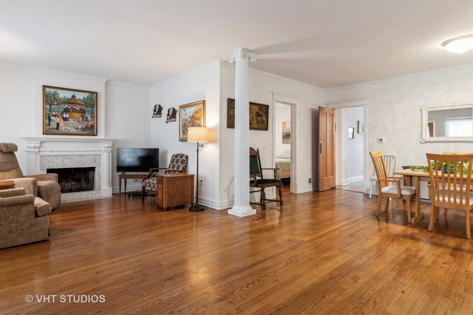 5933 N Harlem Avenue, Chicago, IL 60631