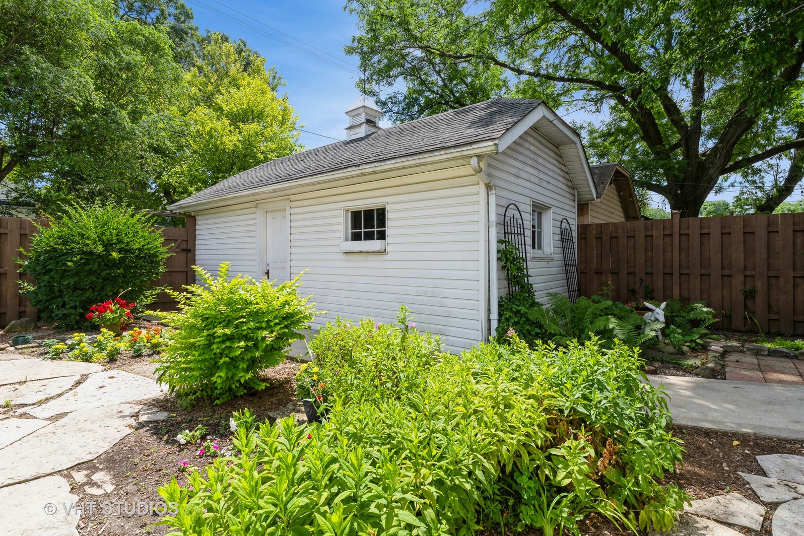 5933 N Harlem Avenue, Chicago, IL 60631