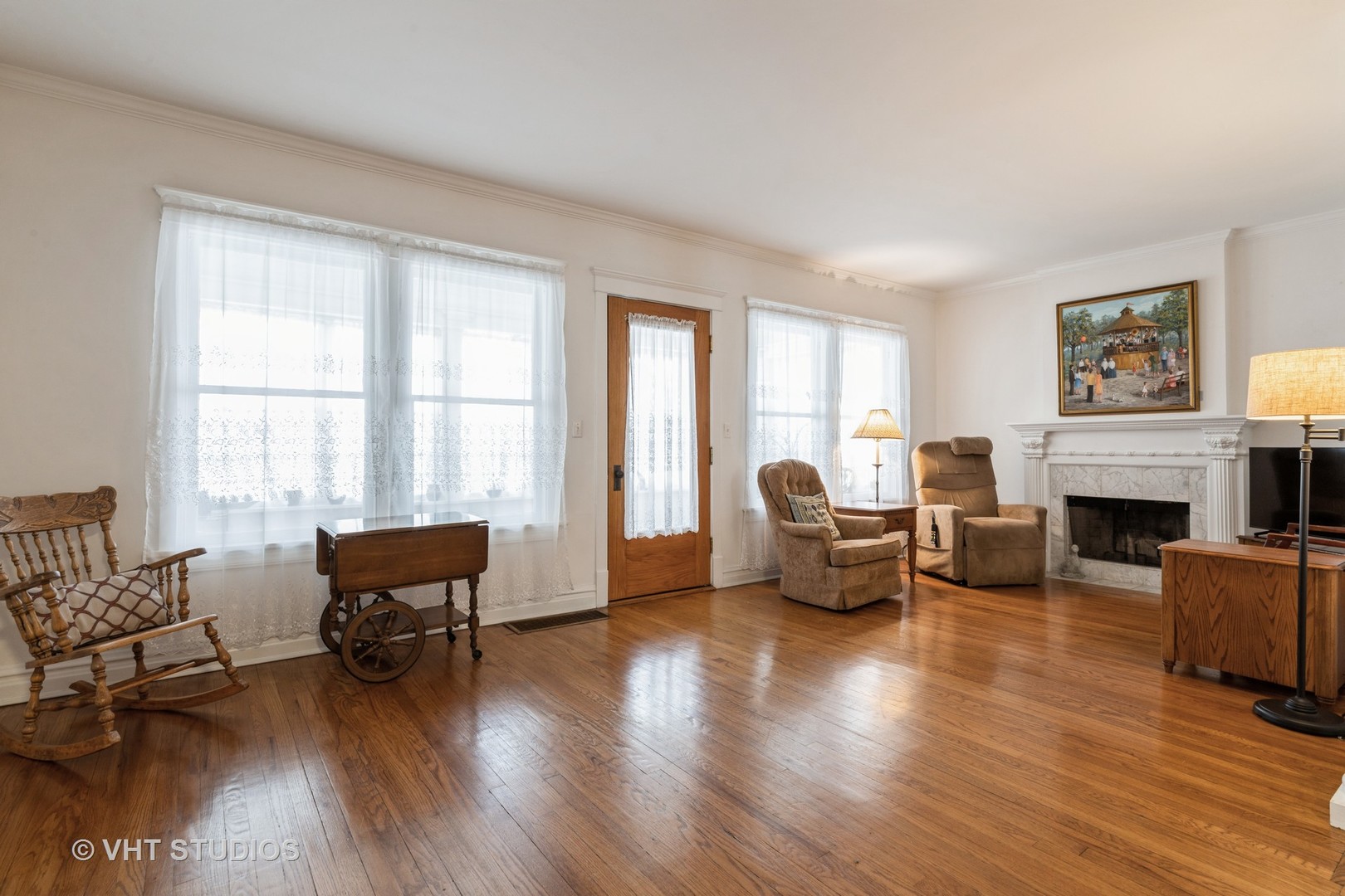 5933 N Harlem Avenue, Chicago, IL 60631