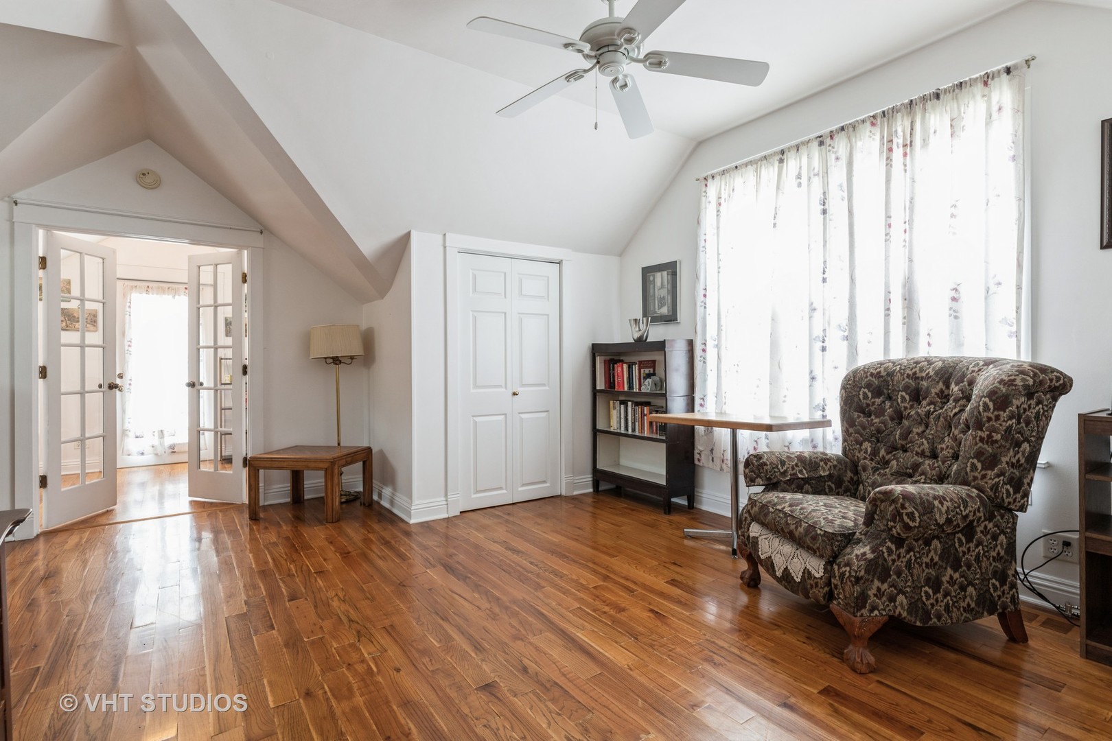 5933 N Harlem Avenue, Chicago, IL 60631