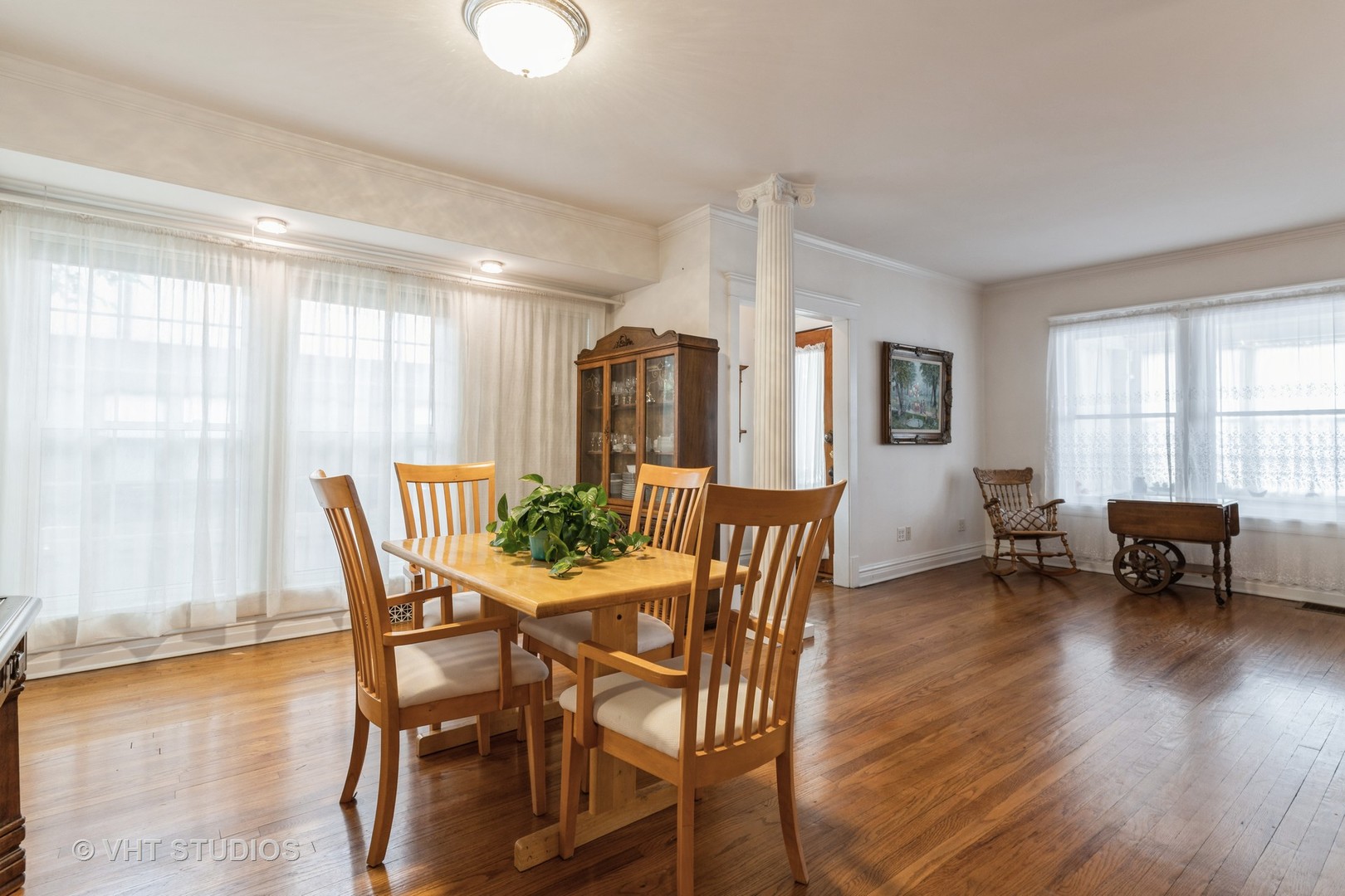 5933 N Harlem Avenue, Chicago, IL 60631