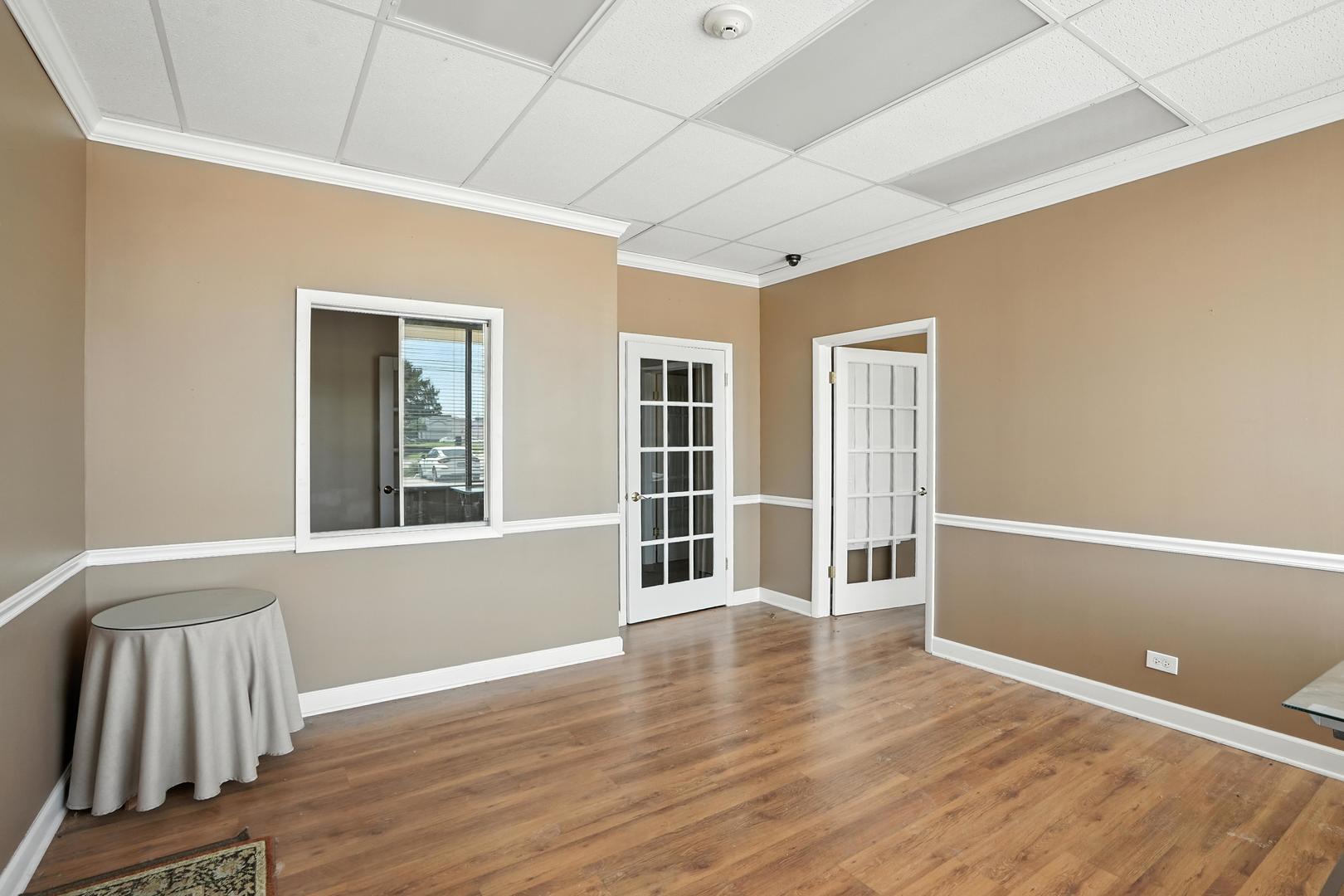 1500 S Lake Street, Mundelein, IL 60060