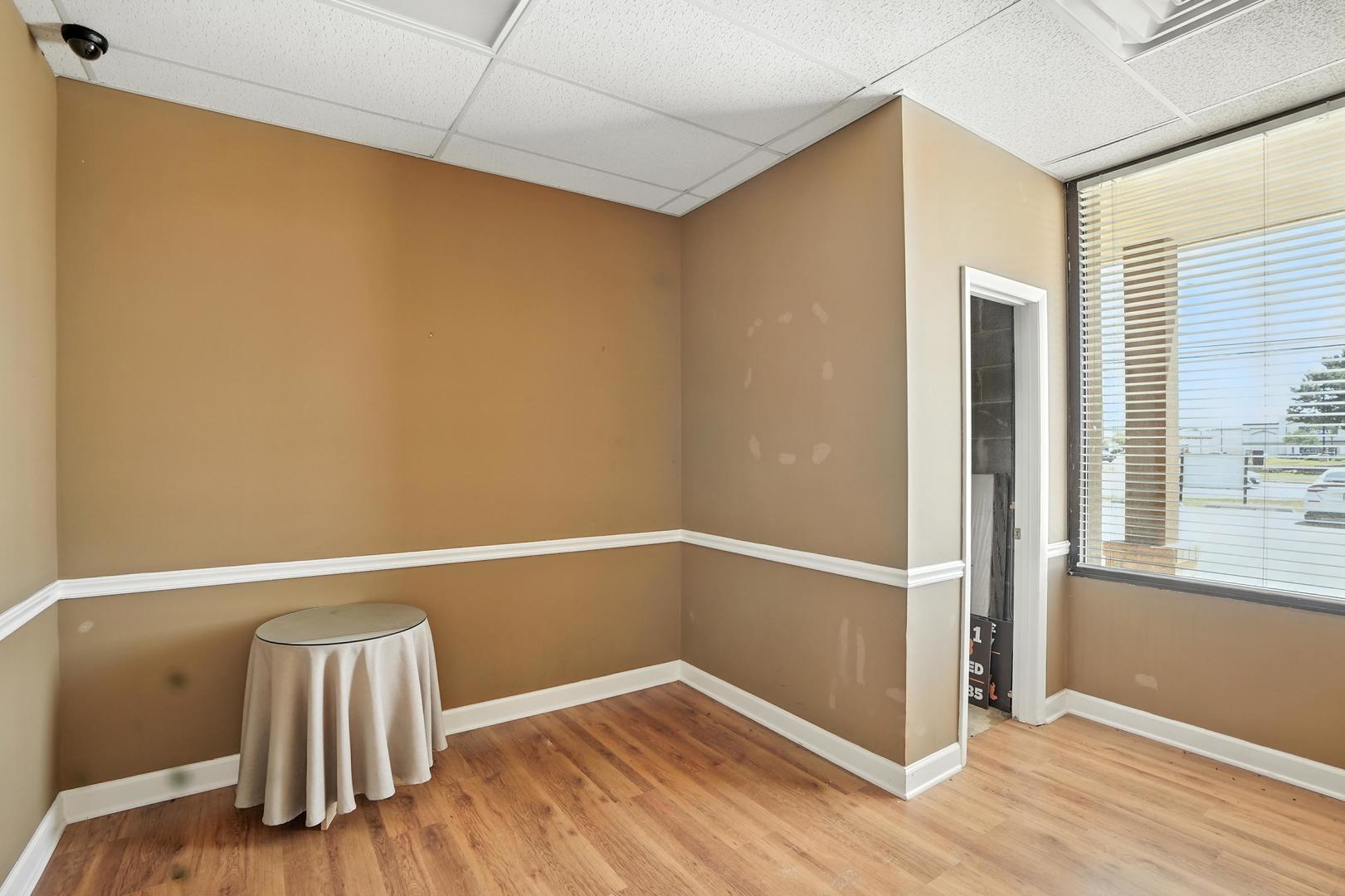 1500 S Lake Street, Mundelein, IL 60060