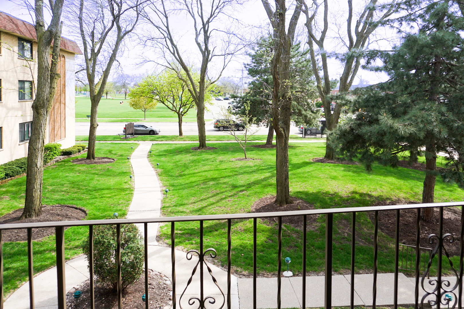 7650 W Lawrence Avenue #201, Norridge, IL 60706