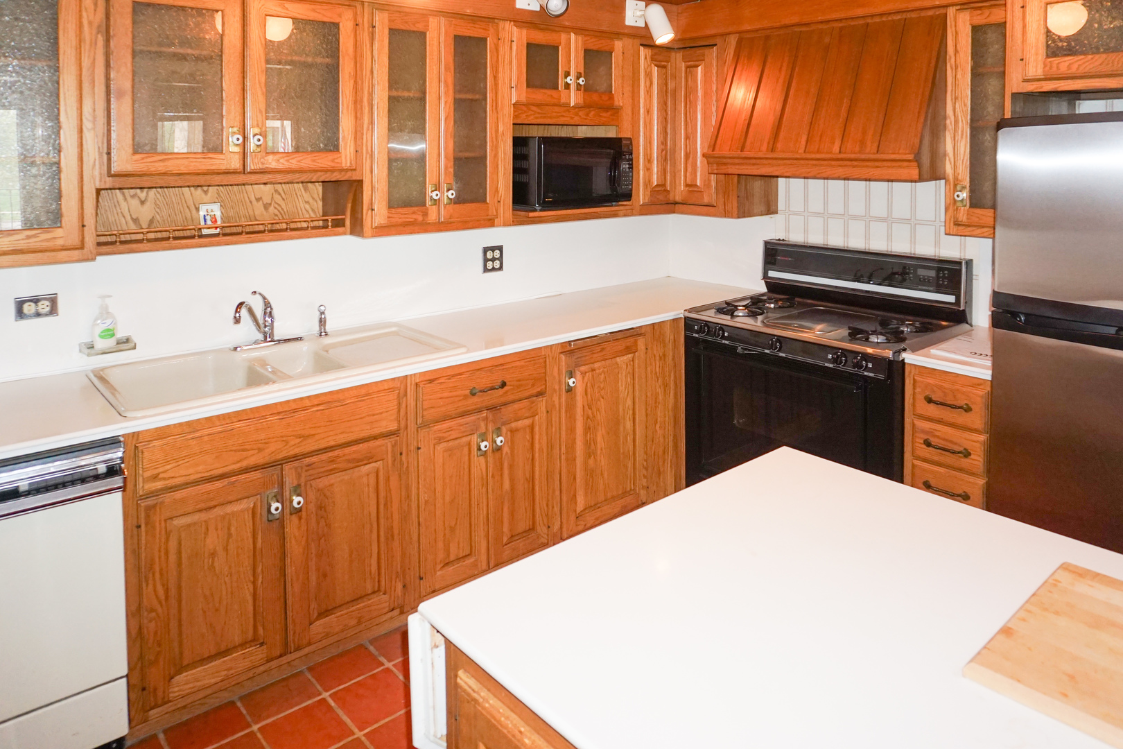 7650 W Lawrence Avenue #201, Norridge, IL 60706